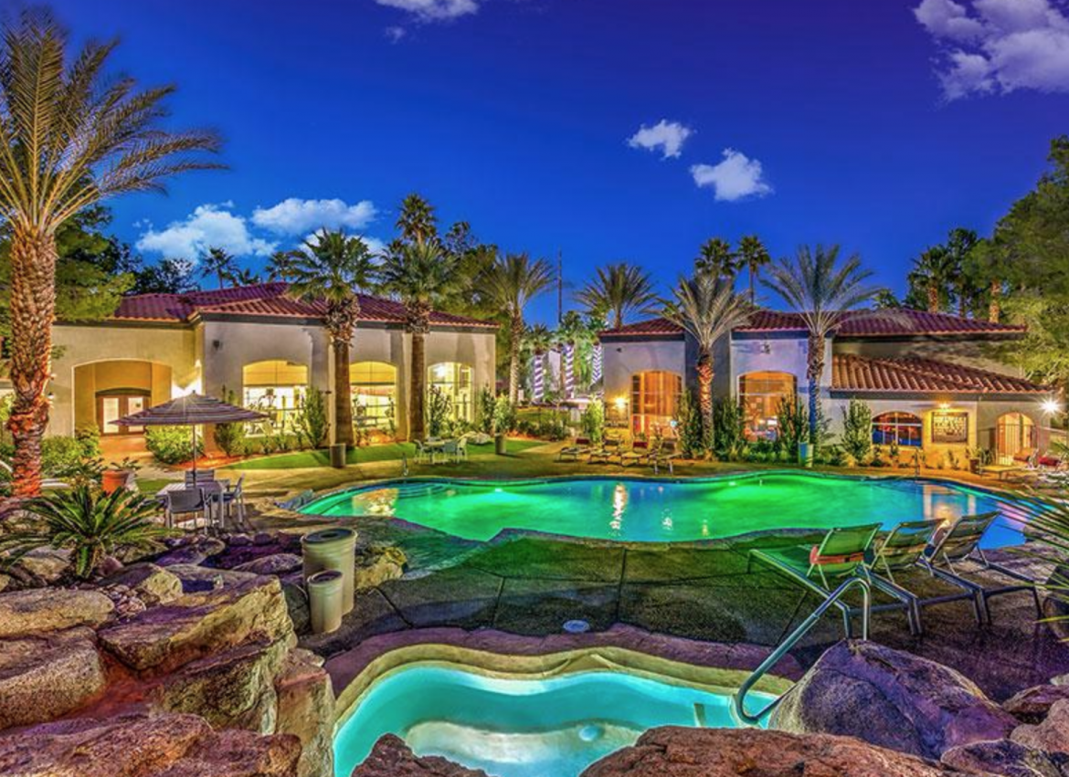 Top 10 Apartments Near Public Transportation Stations : Apts Nevada